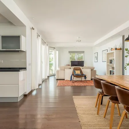 Вилла Spacious 3br With Private Pool And Sea Views Фуэнхирола