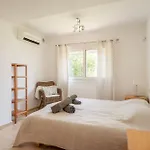 Spacious 3Br Villa With Pool And Sea Views