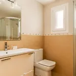 Villa Spacious 3Br Villa With Pool And Sea Views *