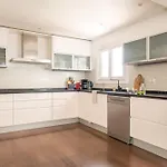 Villa Spacious 3Br Villa With Pool And Sea Views
