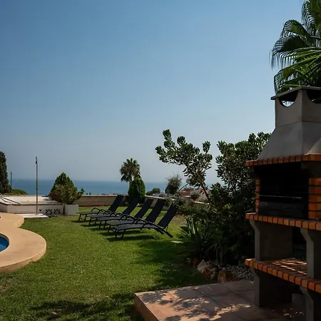 Villa Spacious 3br With Pool And Sea Views *