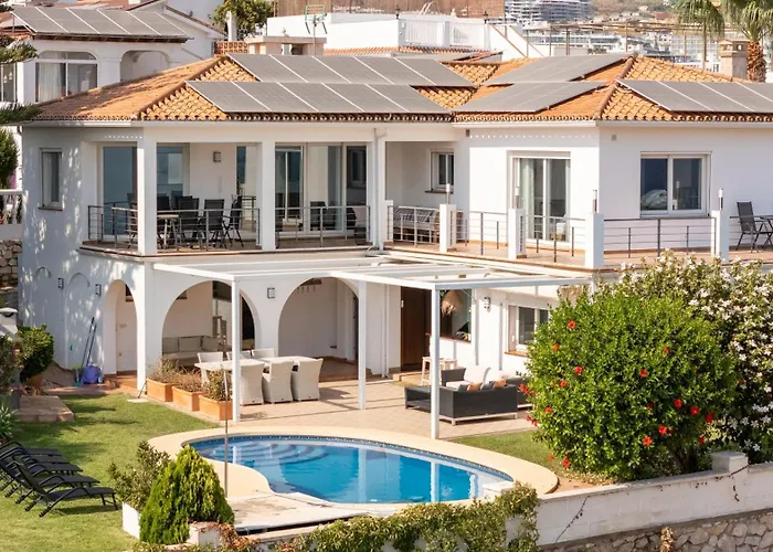 فيلة Spacious 3br With Private Pool And Sea Views فوينخيرولا