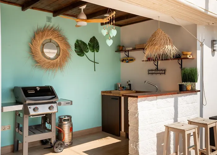 ヴィラ Spacious 3br With Private Pool And Sea Views