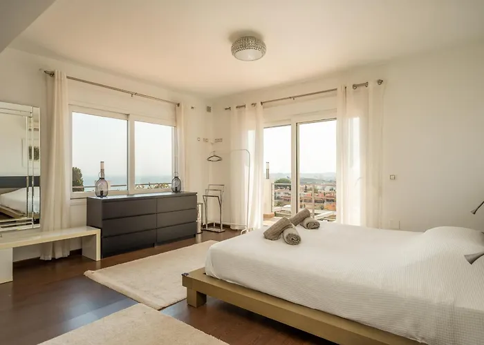 Spacious 3br With Private Pool And Sea Views * フエンヒロラ