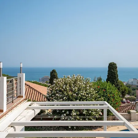 빌라 Spacious 3Br Villa With Pool And Sea Views