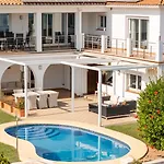 Villa Spacious 3br With Private Pool And Sea Views Fuengirola