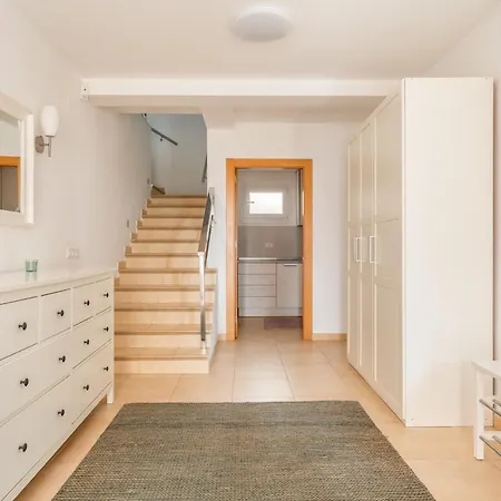 Spacious 3Br Villa With Pool And Sea Views * פואנגירולה