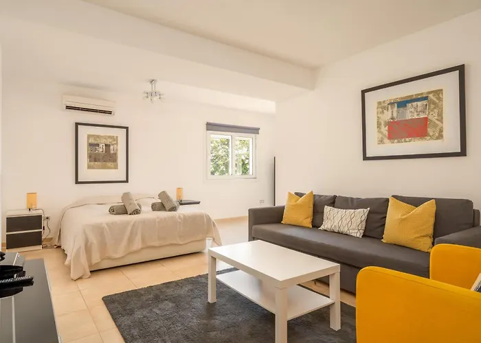 Spacious 3br With Private Pool And Sea Views 别墅 *